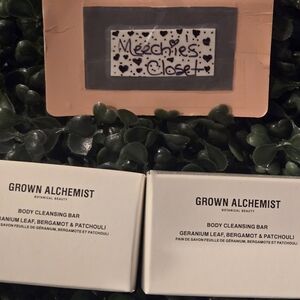 Grown Alchemist Body Cleansing Bar
